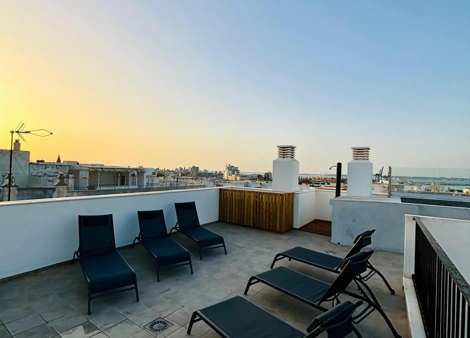 Apartamento Entre Catedrales Grupo Ac Gestion Cádiz 0*,